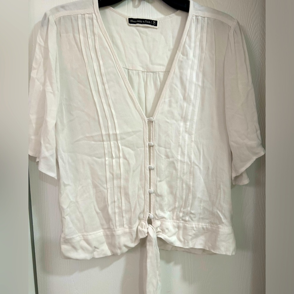 Abercrombie & Fitch Tie-Front Crop Blouse